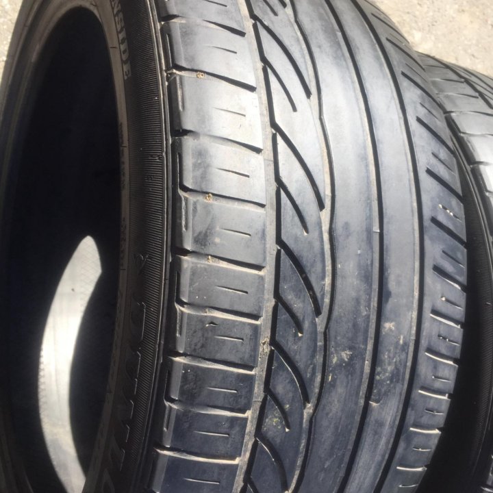 Продам резину Dunlop 265/45R21