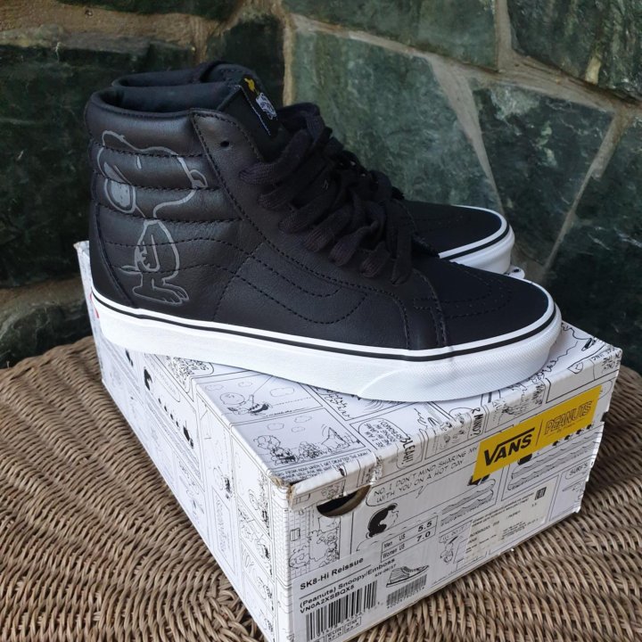 Vans sk8-hi Reissue snoopy