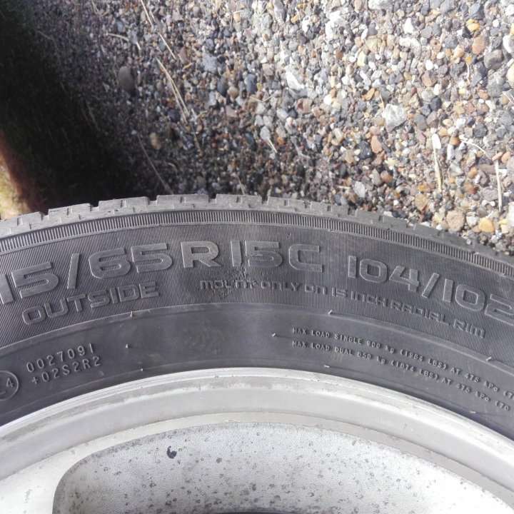 Nokian Hakka C2 215/65 R15