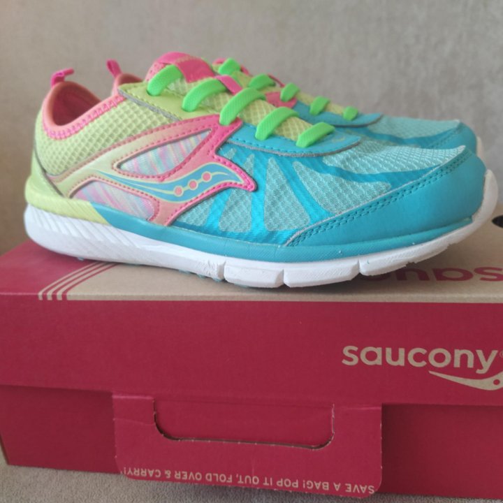 Кроссовки Saucony