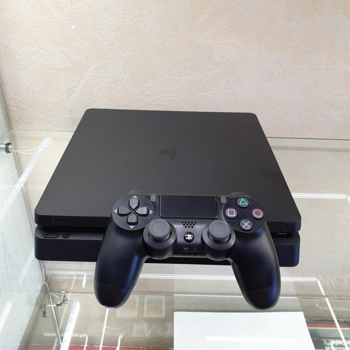 Sony PS 4 Slim с играми