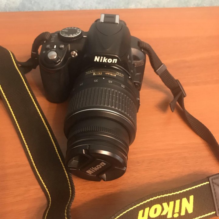 Зеркальный фотоаппарат Nikon D3100