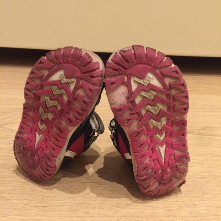 Босоножки для девочки