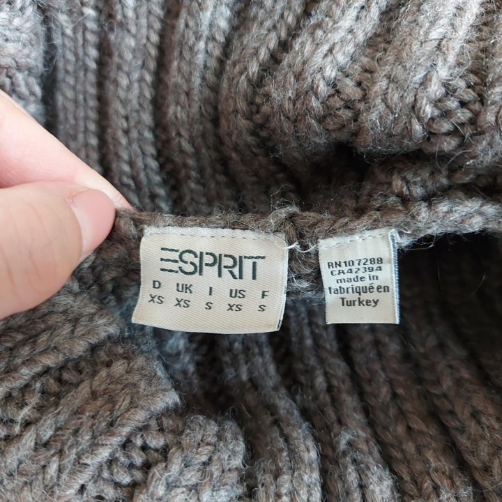 Свитер вязаный ESPRIT