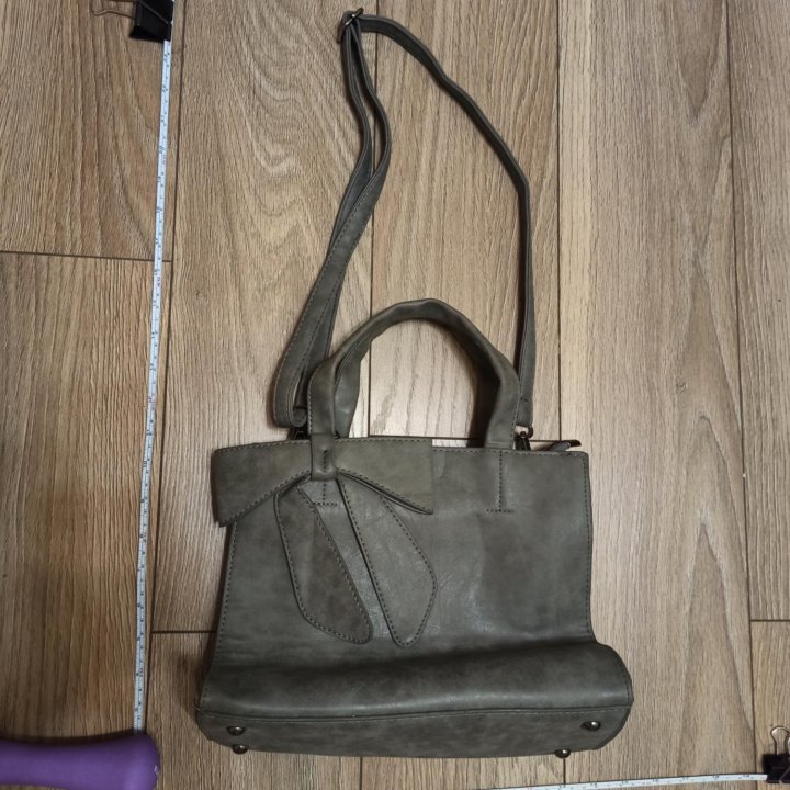 Сумка серая, с бантом