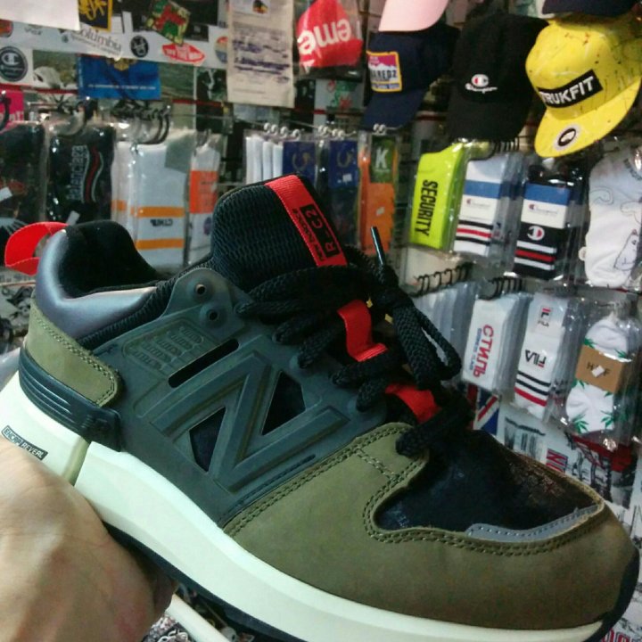 NEW BALANCE RC2 