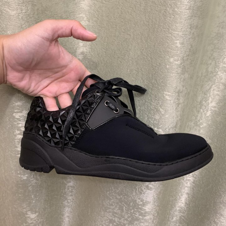 Кроссовки Mink