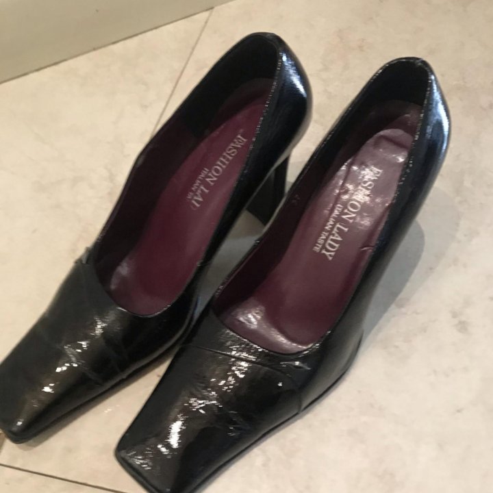 Лакированные туфли