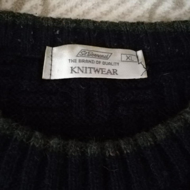 Свитер мужской