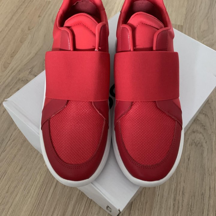 НОВЫЕ ботинки ALDO.