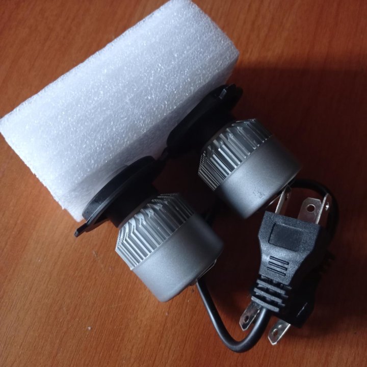 Лампы LED H 4. Лампы LED H 4.