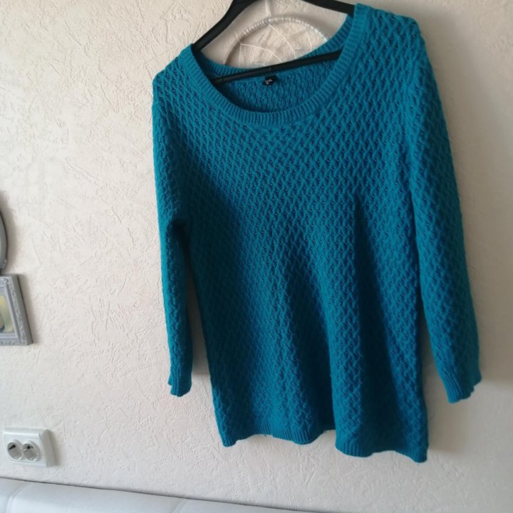 Свитер