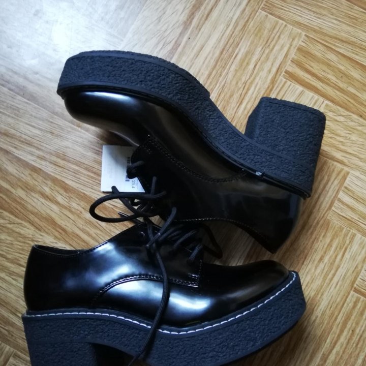 Ботинки Bershka