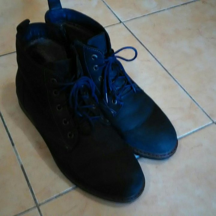 Ботинки женские