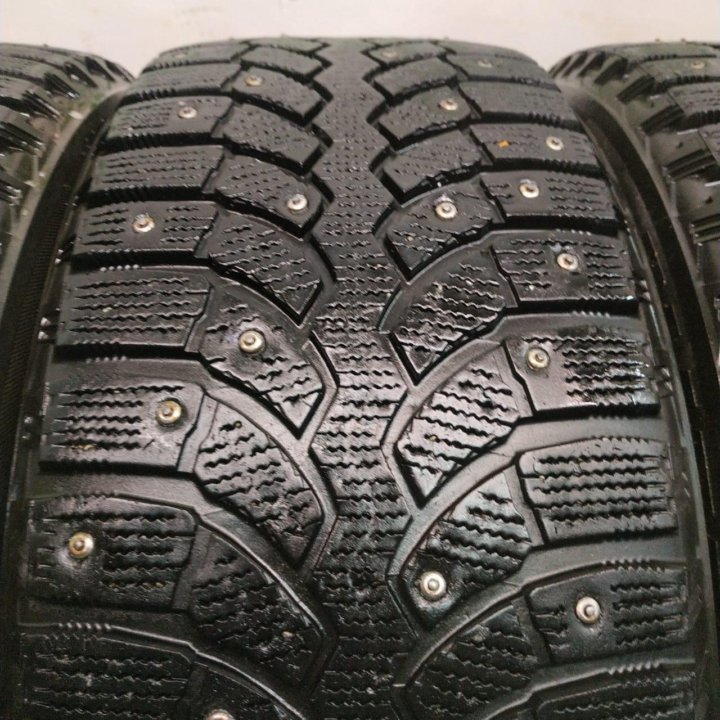 205/55 R16 Bridgestone Blizzak Spike 01 4 шт