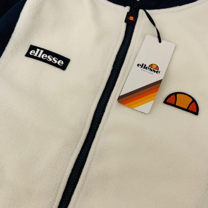 Новая толстовка Ellesse