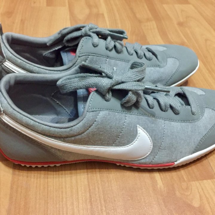 Новые женские кроссовки Nike, original, р.38