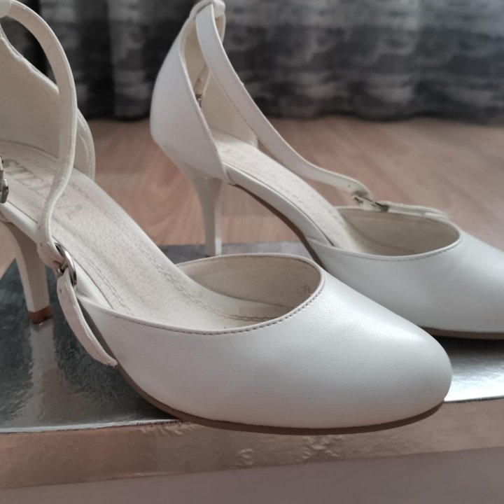 Туфли (свадебные)