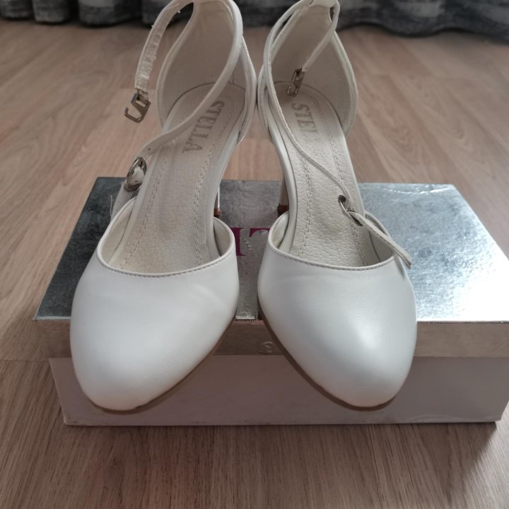 Туфли (свадебные)