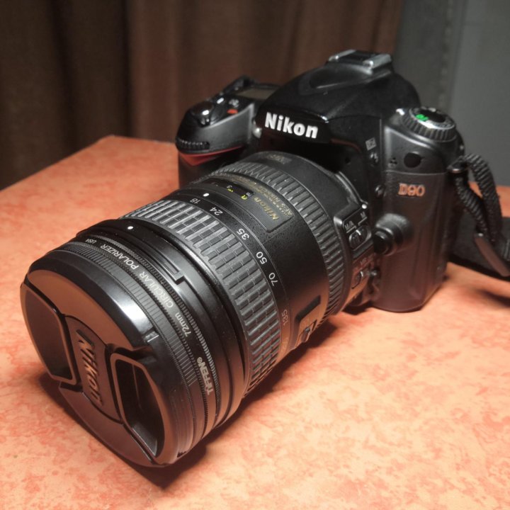 Фотоаппарат Nikon D90 с объективом и допами