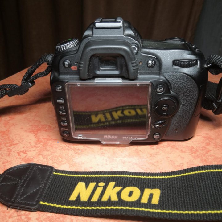 Фотоаппарат Nikon D90 с объективом и допами