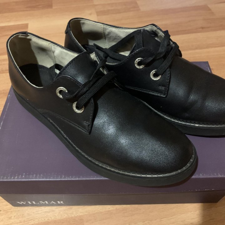 Полуботинки