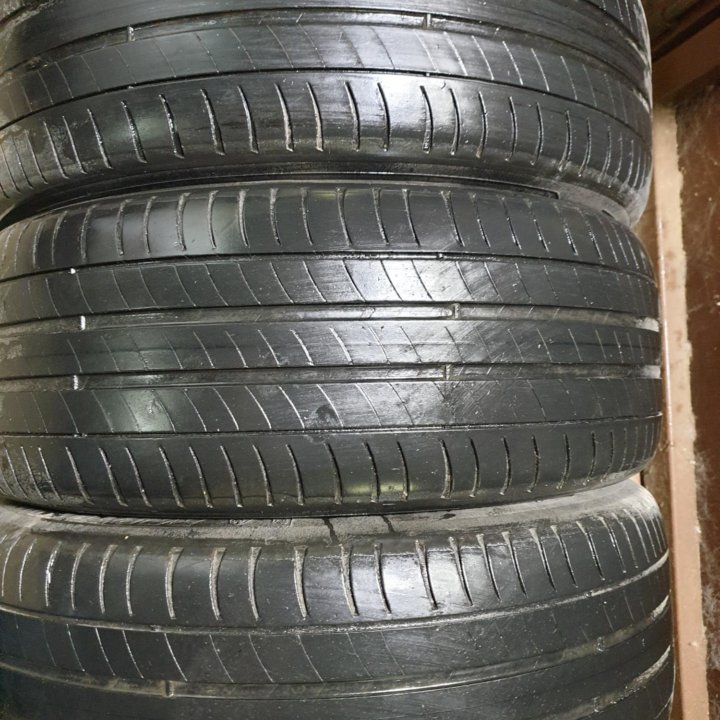 Шины лето бу Michelin Primacy 3 215-55R16 4-2-1шт