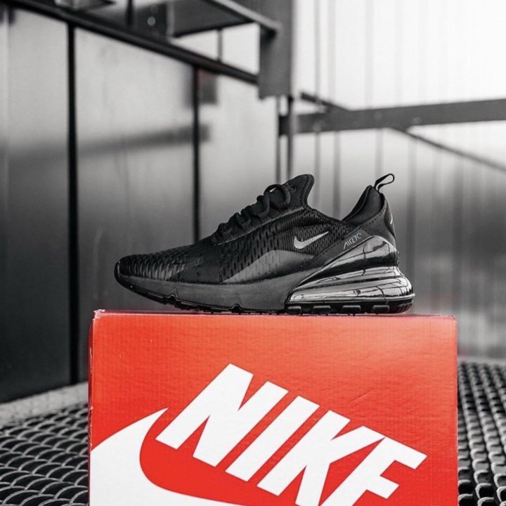 ⚫️ Кроссовки Nike 270