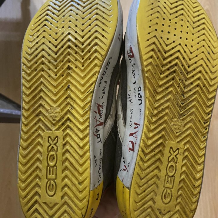 Кроссовки GEOX