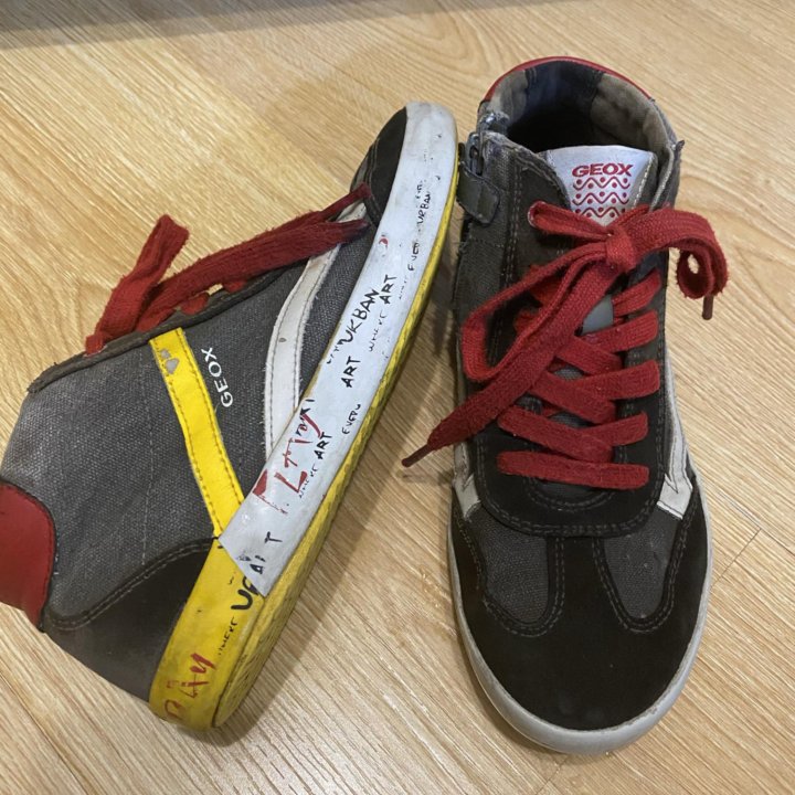 Кроссовки GEOX