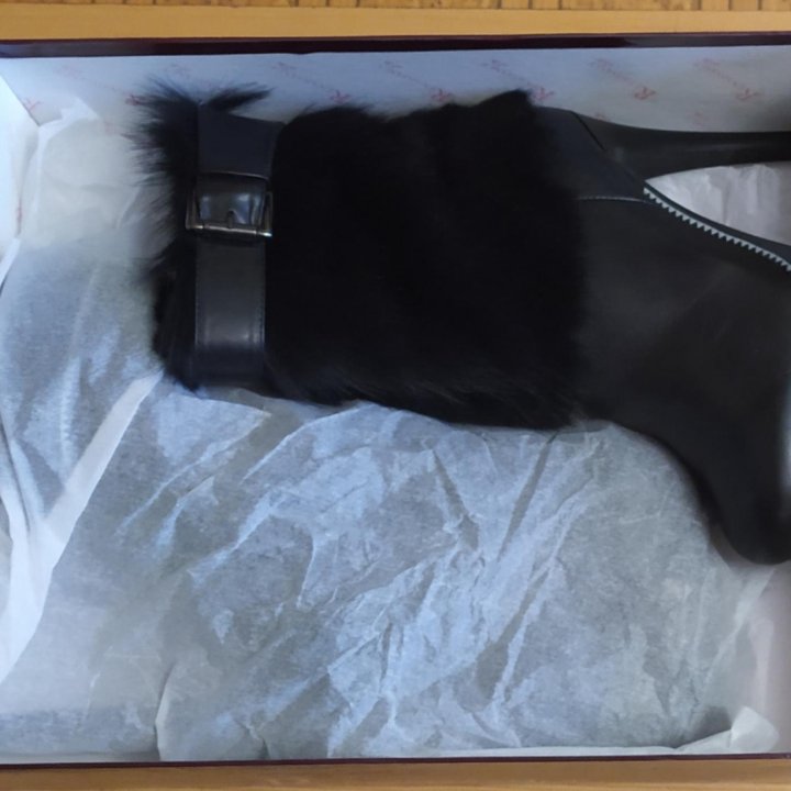 Продам сапоги