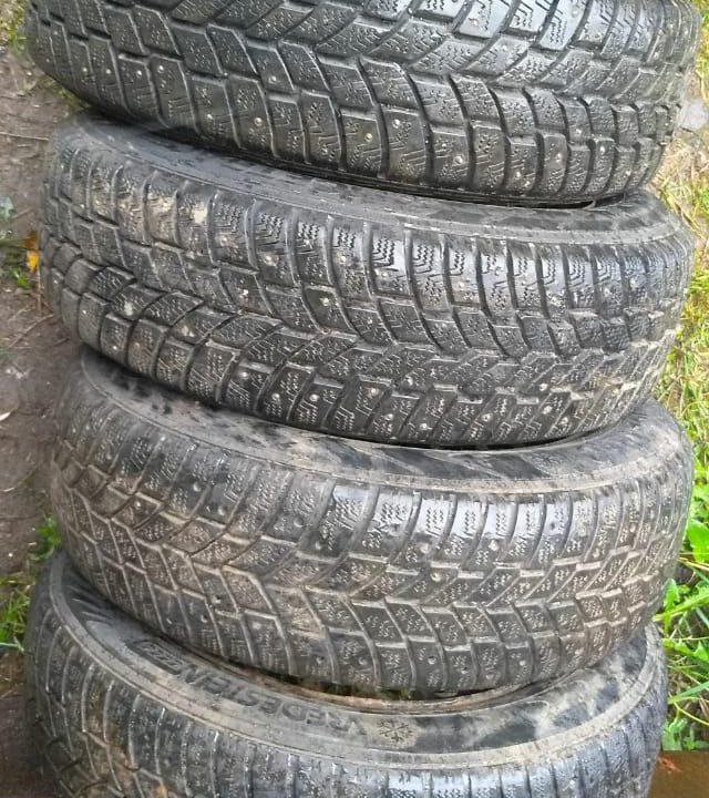 Комплект зимних шин Vredestein icetrac 185/65/R15