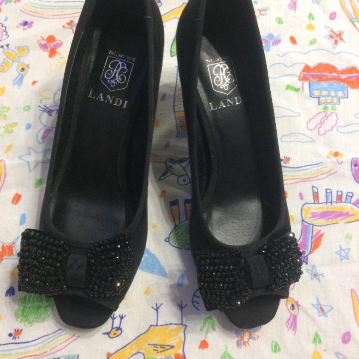 Туфли чёрные