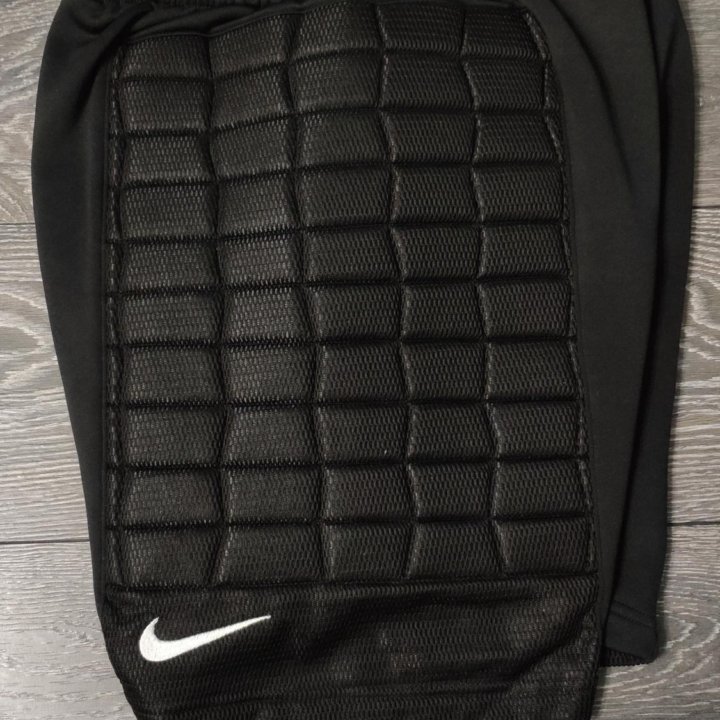 Вратарские шорты Nike dri-fit