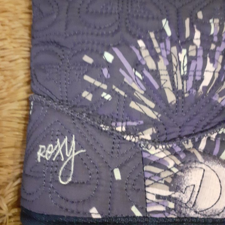 Угги новые.