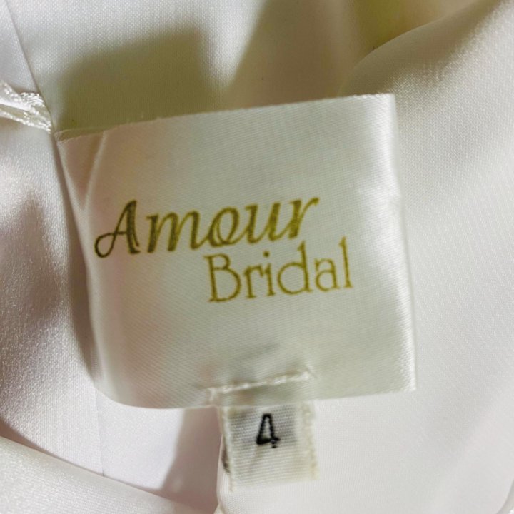 Продаётся платье от Испанского бренда Amour Bridal