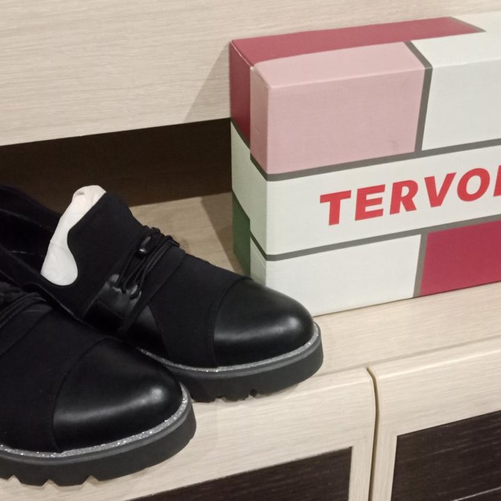 Обувь кожаная