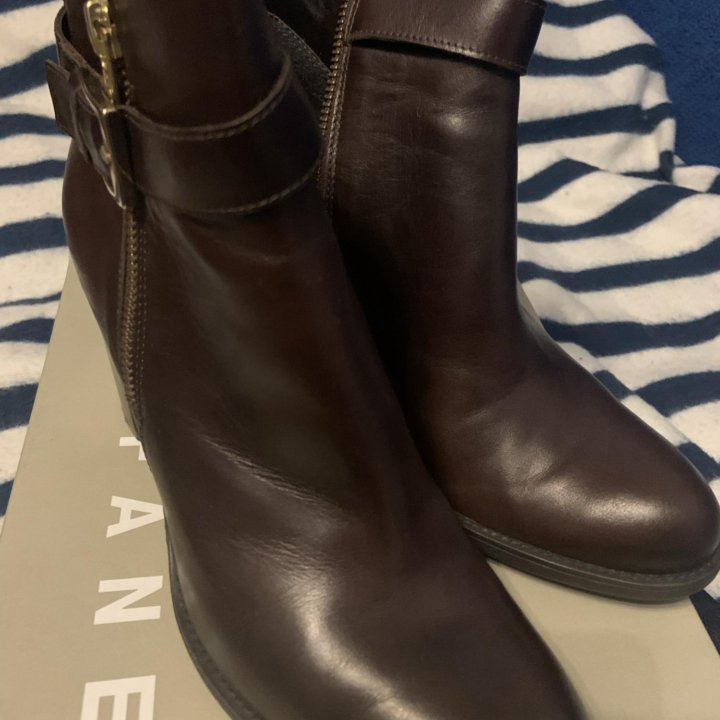 Сапоги Stefanel