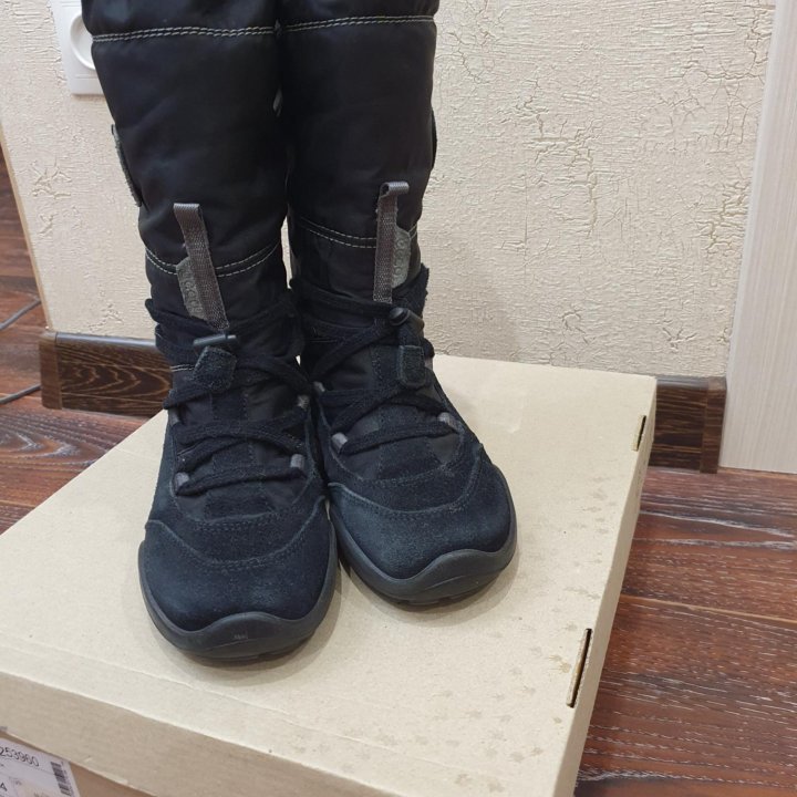 Сапоги для девочки Ecco