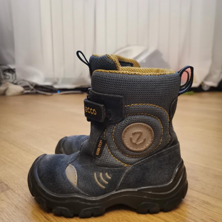 Сапоги Ecco 23