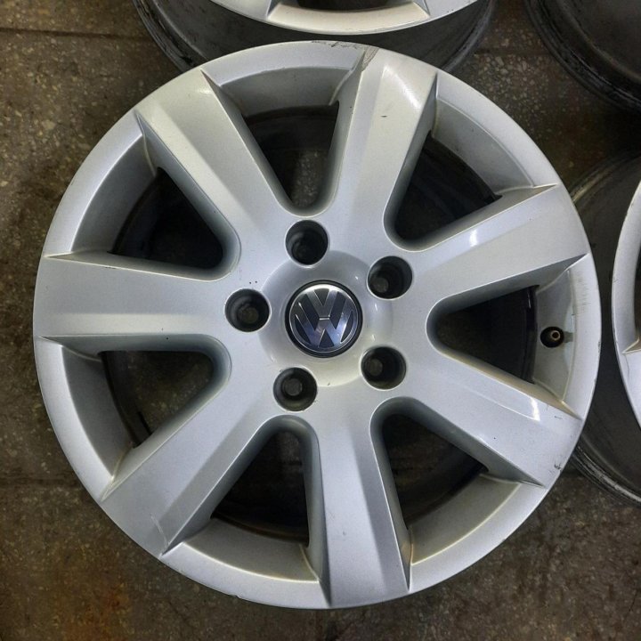 Литые диски Volkswagen (оригинал) R17 5x130 (№124)