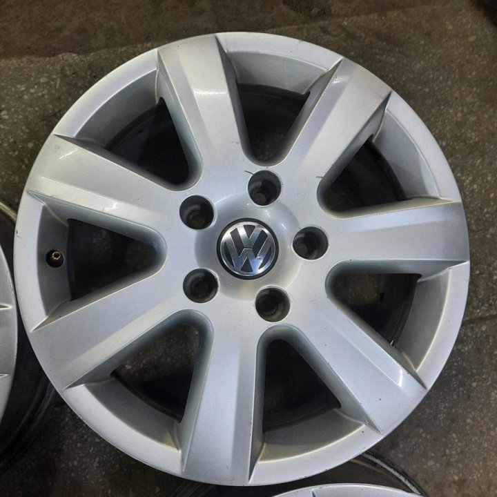 Литые диски Volkswagen (оригинал) R17 5x130 (№124)