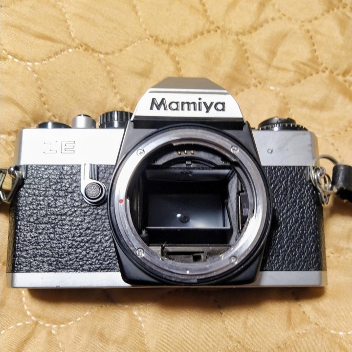 Фотоаппарат Mamiya ZE