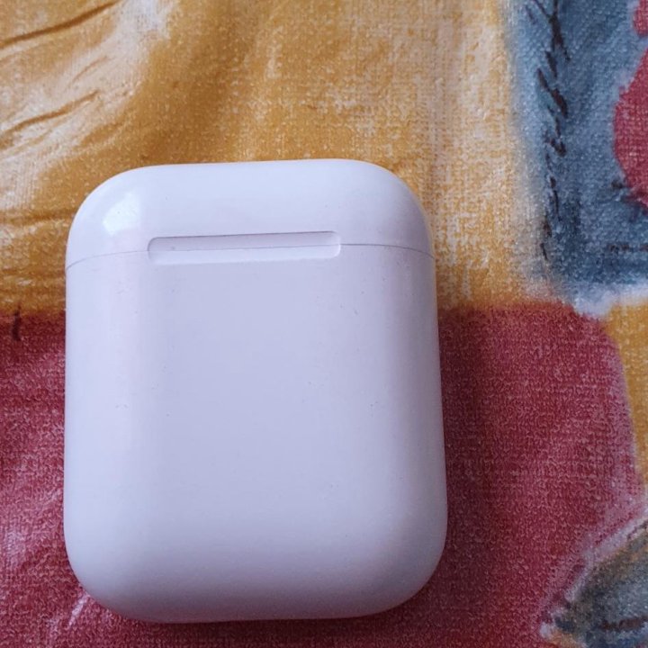 Продам кейс от airpods A 1602.