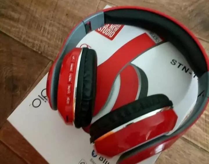 Bluetooth наушники beats????красные