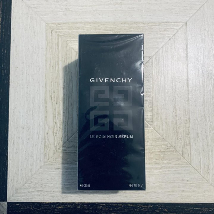 Givenchy Le Soin Noir 30ml