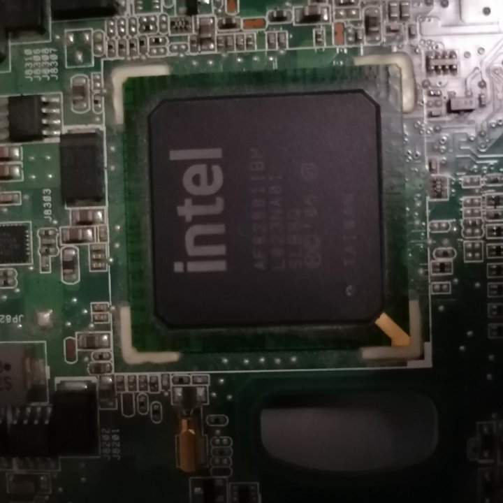 Материнская плата Asus с процессором Intel