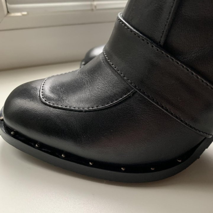 Ботильоны SATEG