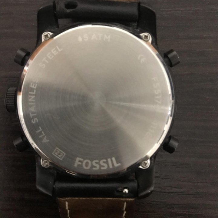 Часы fossil fs517