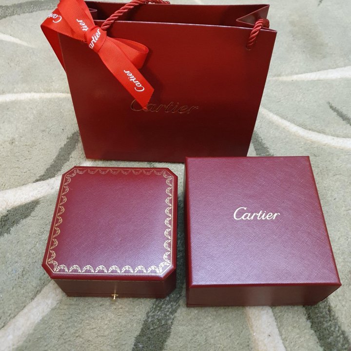 Коробка Cartier для браслета love